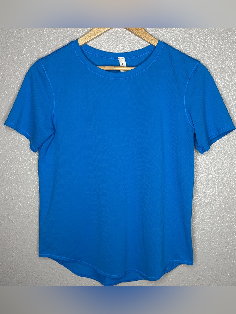 Lululemon Blue High Neck Running and Training T-Shirt Poolside 6 - Picture 4 of 11